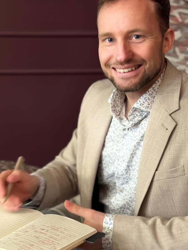 Marian Barnow - Spiritual Teacher and Author